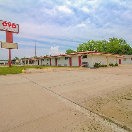 Oyo Hotel Mcalester Ok S Main St Dış mekan fotoğraf